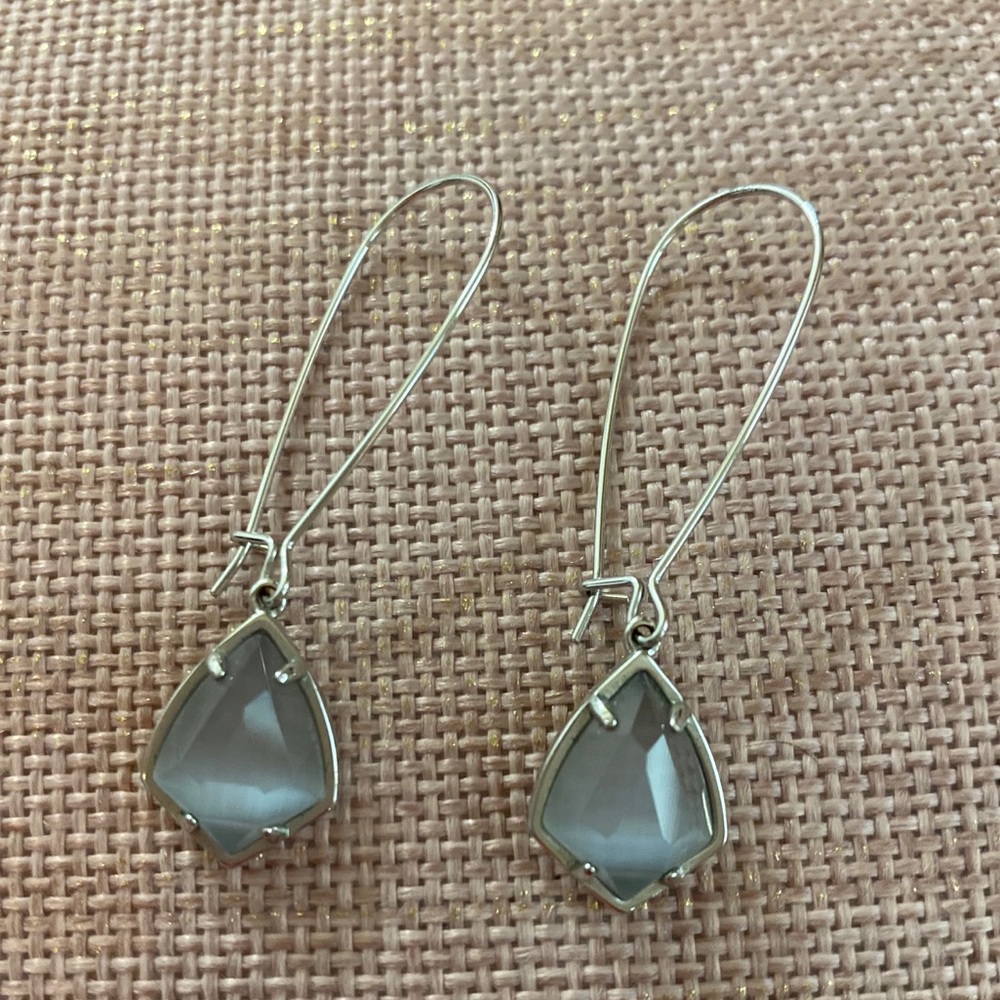 Silver Kendra Drop Earrings